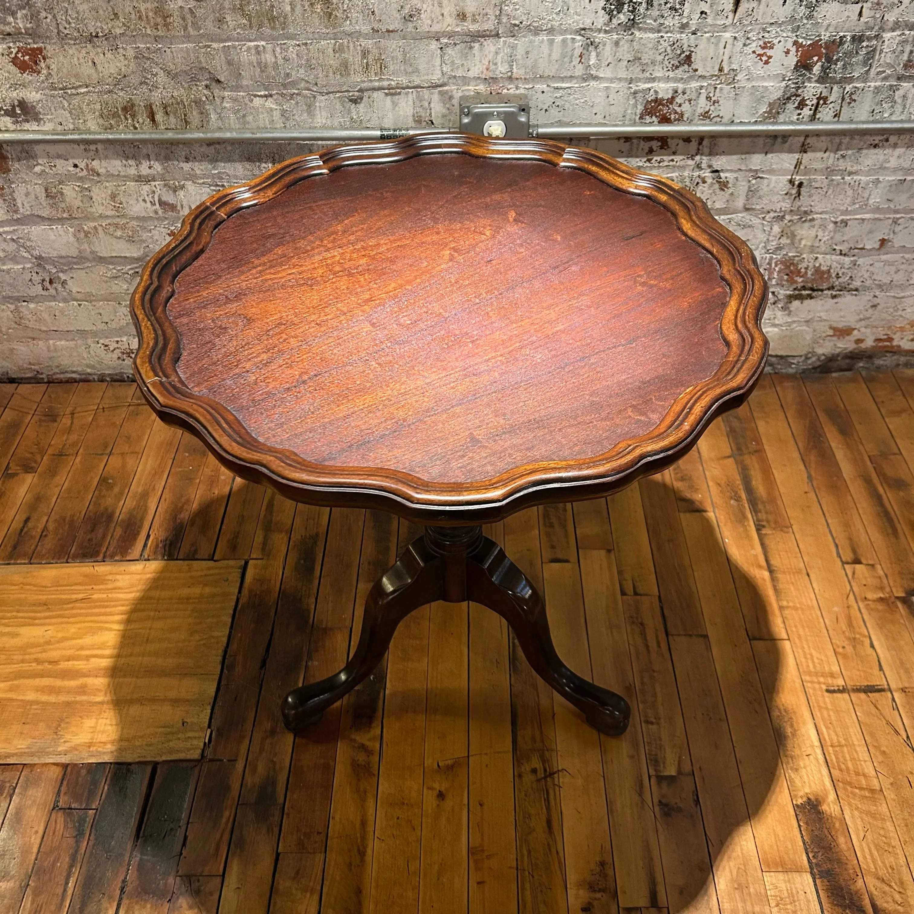 Pie Crust Pedestal Three Leg Table, Cherry